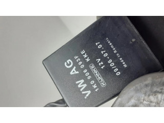 Реле насоса горючего