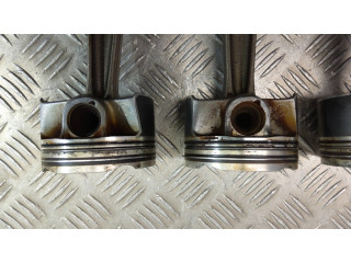  Поршень B48 7620971  BMW X3 G01 для бензинового двигателя 2.0