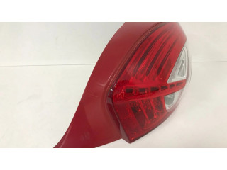 Задний фонарь правый 9672628380    Peugeot 208   2012-2019 года