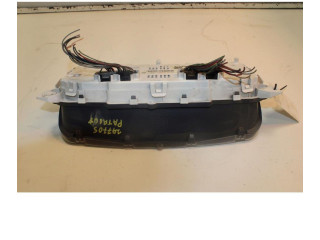 Панель приборов 00153629000001   Jeep Patriot       