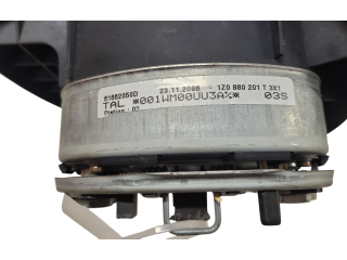 Подушка безопасности водителя 61662050D, 1Z0880201T Skoda Octavia Mk2 (1Z)