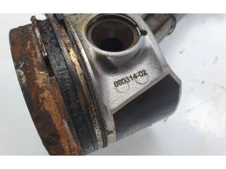 Поршень с шатуном CLHA CLHA Skoda Octavia Mk3 (5E)