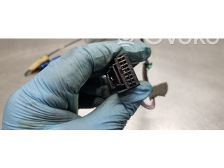 Зеркало электрическое Volkswagen Caddy 2015 - 2020 года