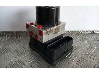 Блок АБС 2S612M110CE Ford Fusion 2002 - 2005 года