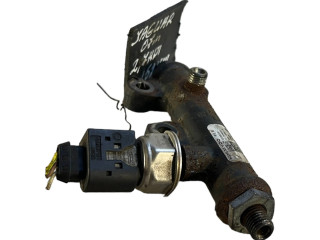 Топливная рампа 4R8Q9C066AD, 5WS40128 Jaguar S-Type 2.7