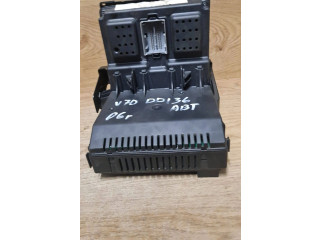 Блок предохранителей 30786889, 28087583   Volvo V70    