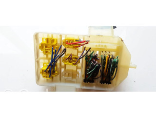 Блок предохранителей Mitsubishi Space Star