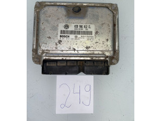 Блок управления двигателя 038906012CL, 28SA4726   Skoda Octavia Mk1 (1U)