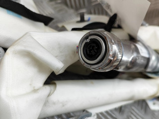 Боковая подушка безопасности 1077828CNF   Tesla Model 3