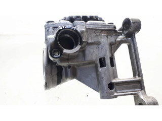 Масляный насос afb 059115105F, 670815610 Audi A4 S4 B5 8D 2.5