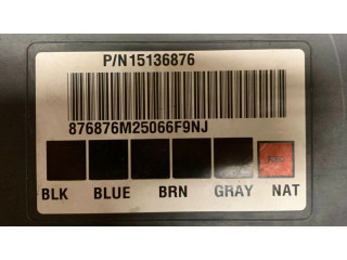 Блок комфорта 15136876 GMC Sierra 1000