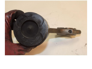 Поршень с шатуном 55283099 55263087 Jeep Renegade