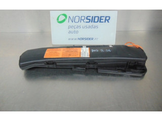 Подушка безопасности в сиденье Volvo V70