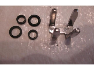 Комплект форсунок 1611718680    Peugeot 2008 I   