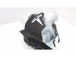 Подушка безопасности водителя 109683500K Tesla Model 3