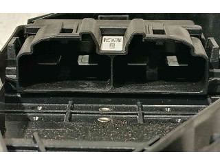 Блок предохранителей 243807988R   Dacia Duster II    