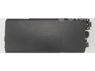 Блок предохранителей 04692087AB Jeep Cherokee