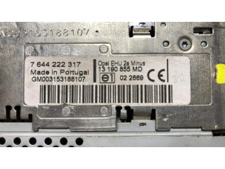 Радио/ проигрыватель CD/DVD / навигация