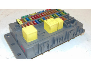 Блок предохранителей YQE103133, 518174404   Rover 75    