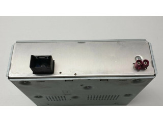 Радио/ проигрыватель CD/DVD / навигация