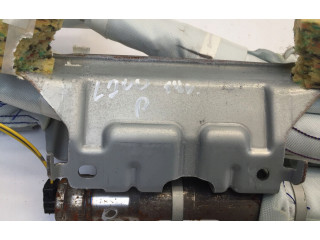 Боковая подушка безопасности Mitsubishi L200