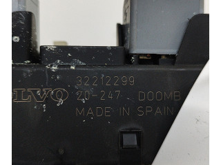 Pojistková skříňka 32212299 Volvo V60 2020