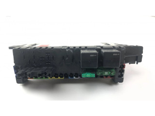 Pojistková skříňka 05045139, A2305454032 Mercedes-Benz SL R230 2003