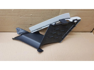 Другая деталь салона