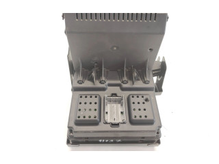 Блок предохранителей 30728356, 12216069   Volvo V70    