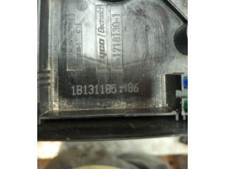 Блок предохранителей 1B1311056   Audi A3 S3 8P    