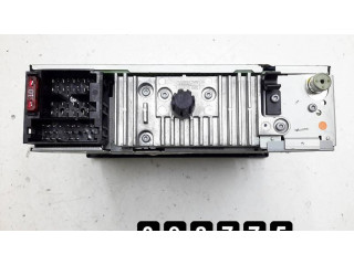 Радио/ проигрыватель CD/DVD / навигация