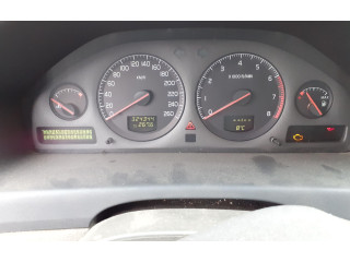 Панель приборов 8637993, 8637993   Volvo S60       