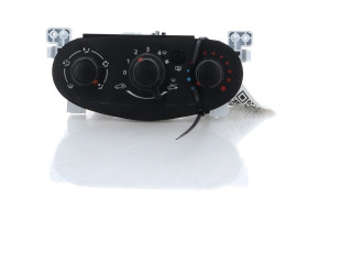 Блок управления климат-контролем 275108150R, Y0-9239F Dacia Sandero