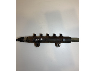 Топливная рампа 8945860010 Mitsubishi L200 для двигателя 4D56 HP