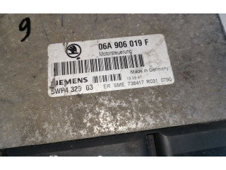 Блок управления двигателя 06A906019F, 5WP432503   Skoda Octavia Mk1 (1U)