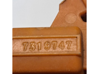 Форсунка CDH210, 7319747    Mitsubishi Lancer для бензинового двигателя  1.6