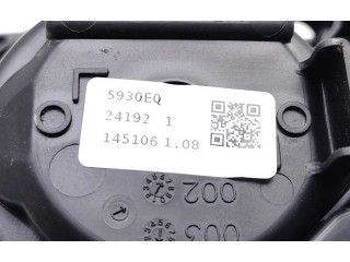 Вентилятор печки MR116244, 145106108 Renault Clio V