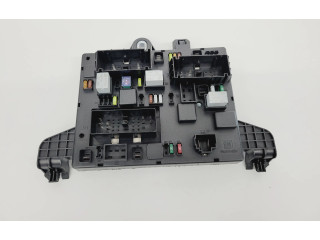   Pojistková skříňka 13449202   Opel Zafira C 2012