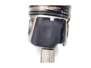 Поршень с шатуном M9R M9R Nissan X-Trail T31