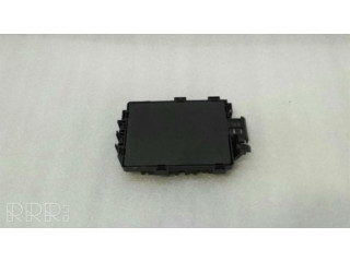 Pojistková skříňka 103440900B Tela Model S 2017