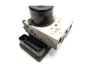 Блок АБС P30643979, 5WK84034 Volvo V70 2000 - 2004 года