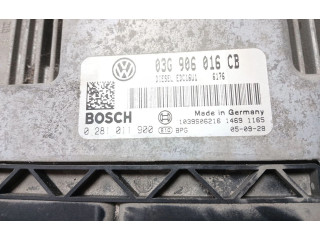 Блок управления двигателя 03g906016cb, 0281011900 Volkswagen Golf SportWagen