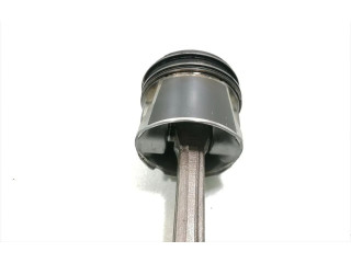 Поршень с шатуном YD22DDTI Nissan X-Trail T30