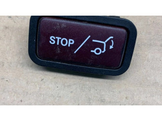 Включатель закрытия задней крышки