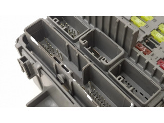 Блок предохранителей TL0E213 Honda Accord