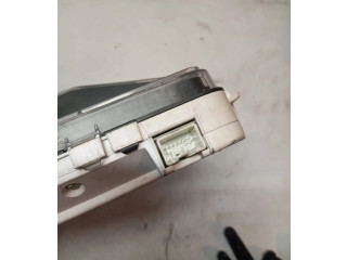 Панель приборов 36002775, 30733375   Volvo C30       