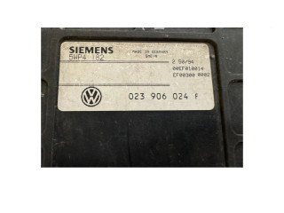 Блок управления двигателя 023906024F, 5WP4182   Volkswagen Transporter - Caravelle T4