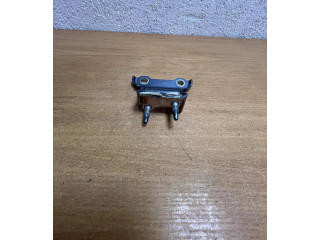 Передняя нижняя петля 1840 Lexus NX 2020