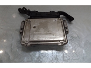 Блок управления двигателя 0281016237   Lancia Delta