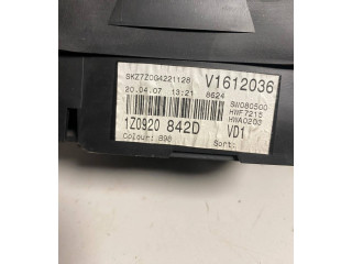 Панель приборов 1Z0920842D, V1612036 Skoda Octavia Mk2 (1Z)